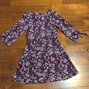 3/$30 Suzy Shier Purple Floral Dress